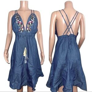 ⚫️ AVEC DENIM DRESS WITH EMBROIDERY SLEEVELESS STRAPPY BACK NEW M​​​
